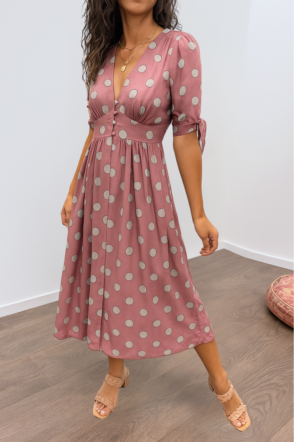 Noor™ | Polkadot Midi Jurk Met V-Hals