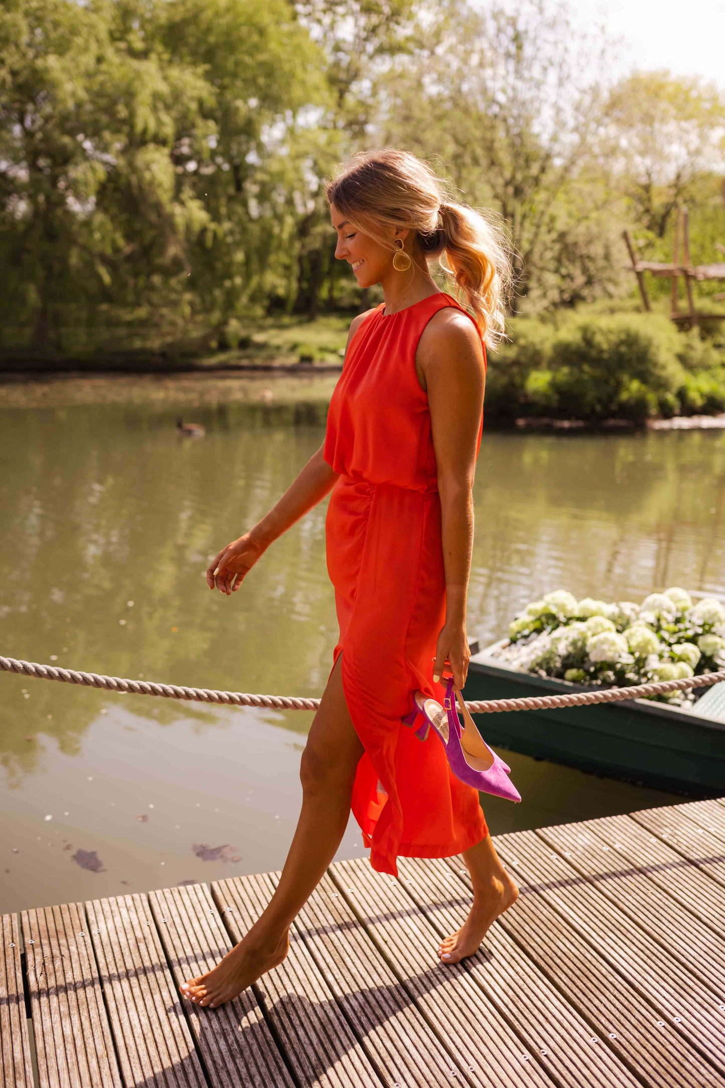Ilse™ | Zwierige Mouwloze Midi-jurk